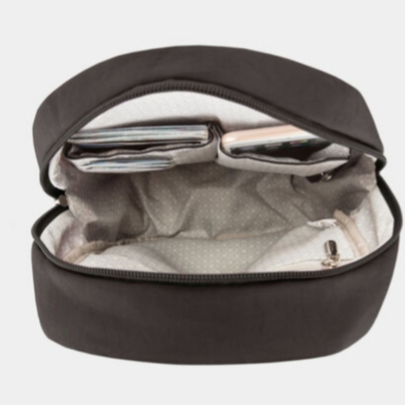 NEW TRAVELON ANTI-THEFT SECURITY SMALL BACKPACK - Picture 5 of 7